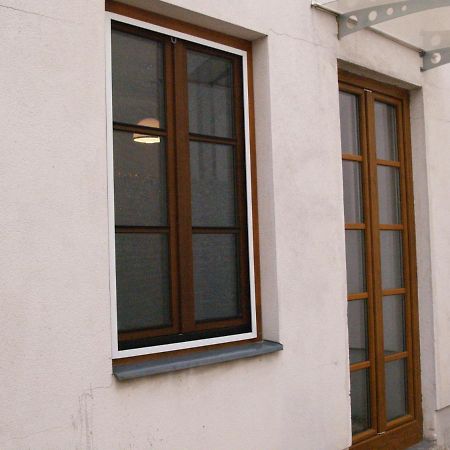 Lg Tiny Apartment Korneuburg Exterior foto